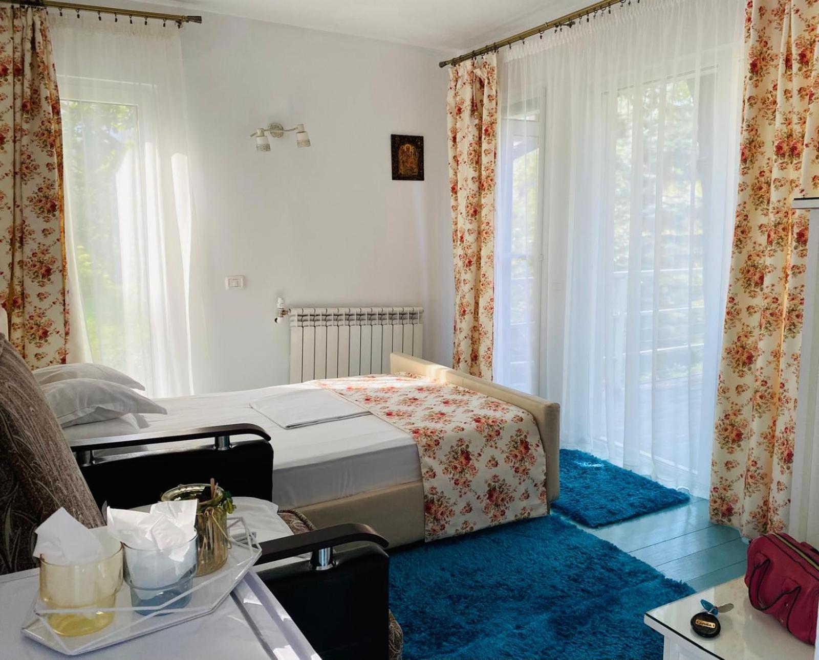 Rapsodia Pension Suceava Exterior photo