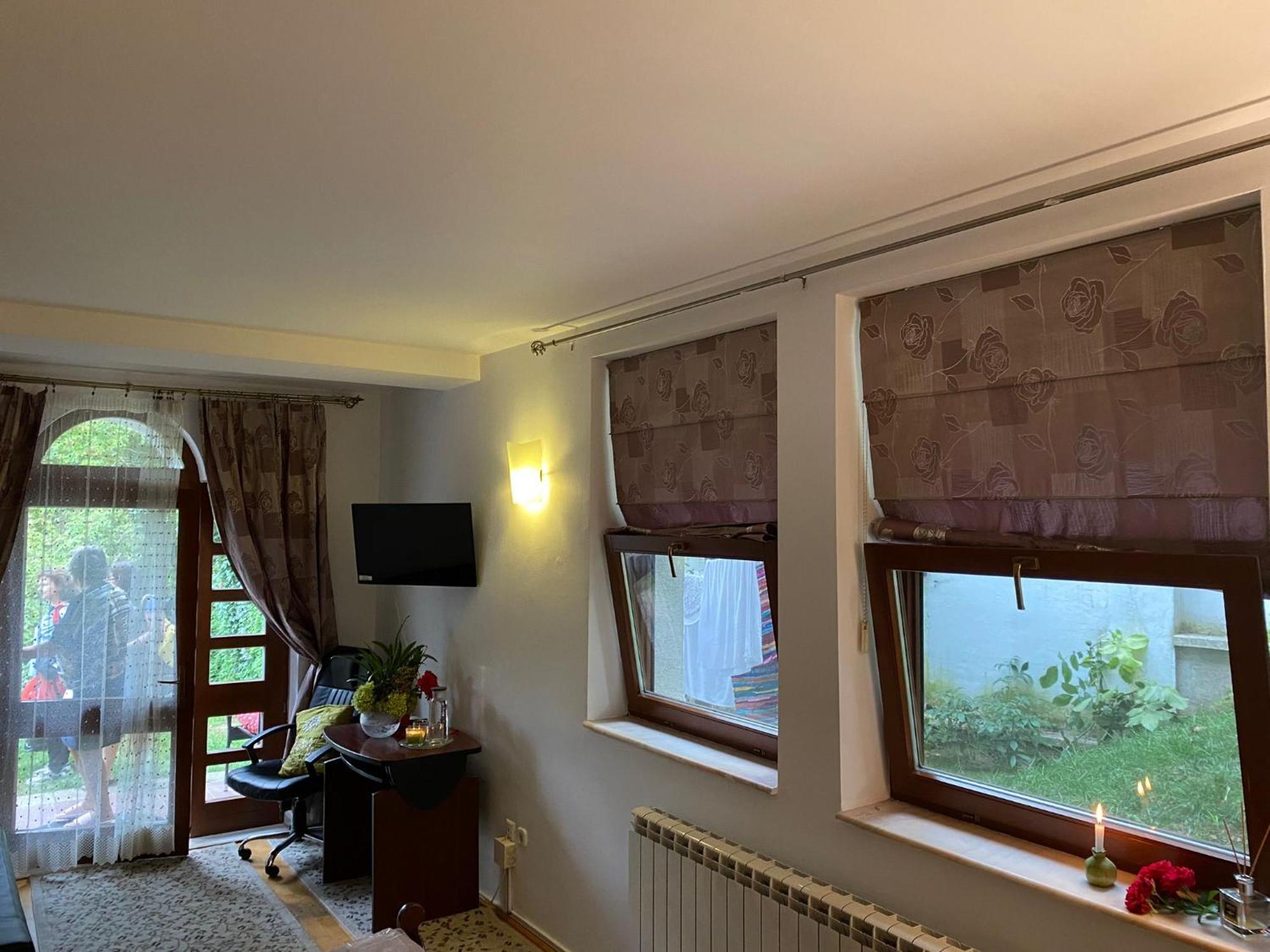 Rapsodia Pension Suceava Exterior photo