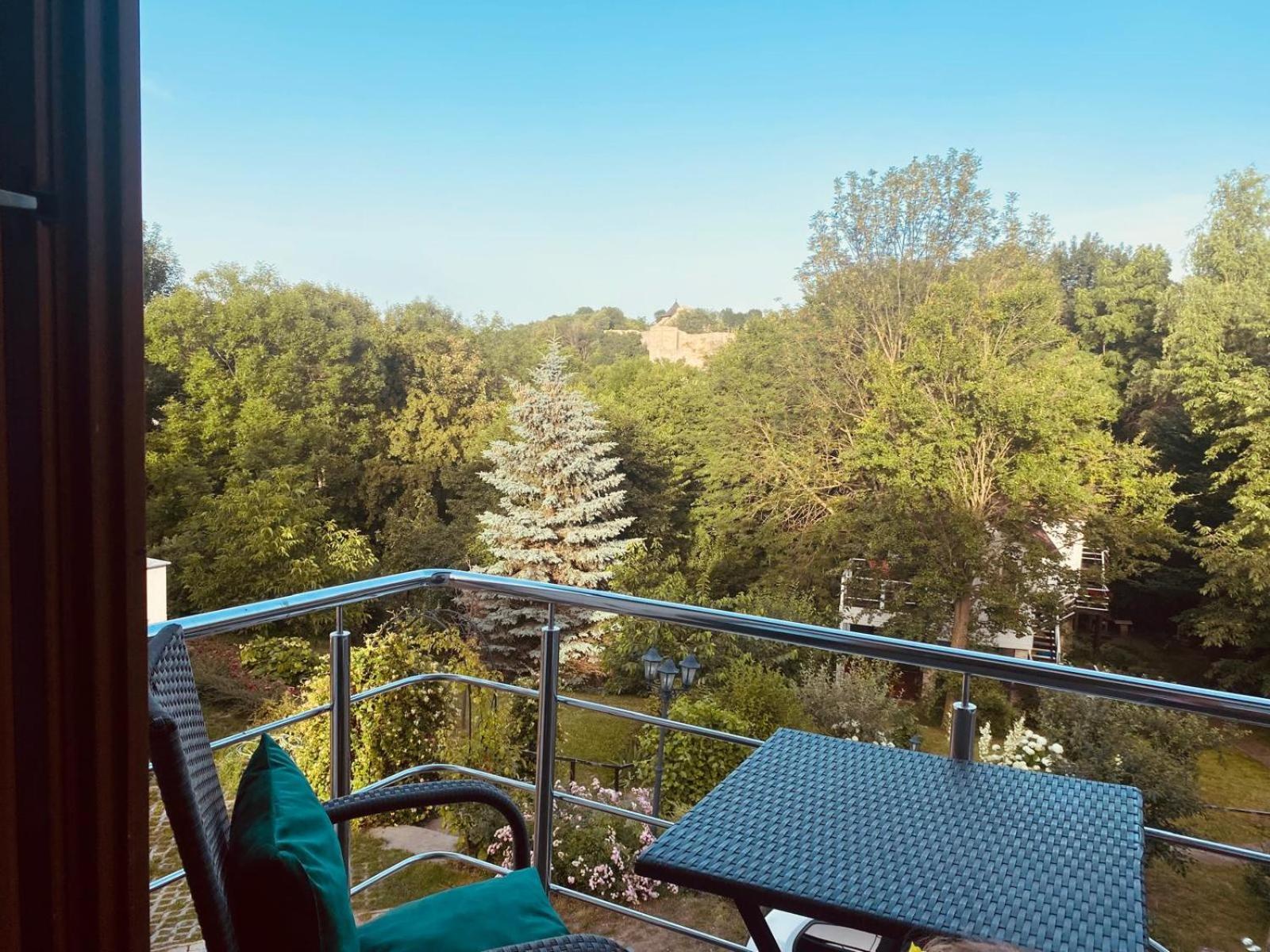 Rapsodia Pension Suceava Exterior photo